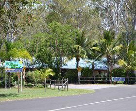 Boyne Island Caravan Park - Tourism Cairns 0