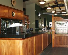 Dooleys Tavern And Motel Springsure - Tourism Cairns 1