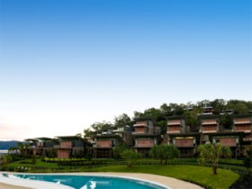 Yacht Club Villas - Tourism Cairns 1