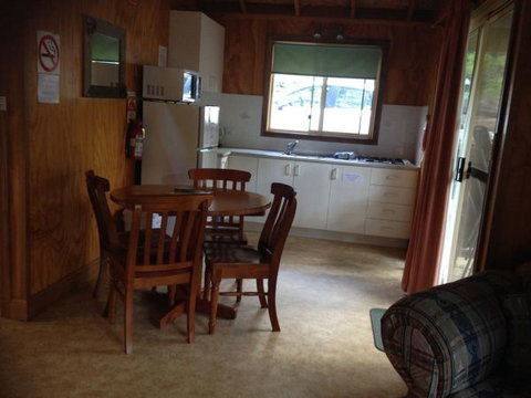 Canobolas Mountain Cabins - Tourism Cairns 3