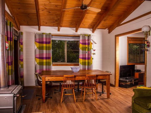 Daisy's Cottage - Tourism Cairns 2
