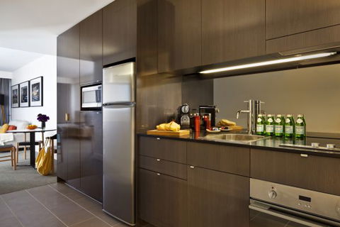East Hotel + Apartments - Tourism Cairns 2