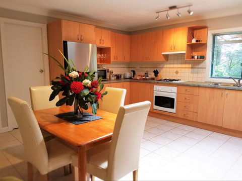 Huntington Cottage - Tourism Cairns 3