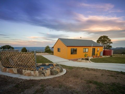 Majestic View Cottages - Tourism Cairns 0