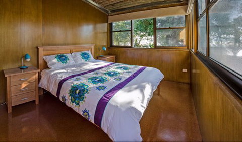 Myer House - Tourism Cairns 0