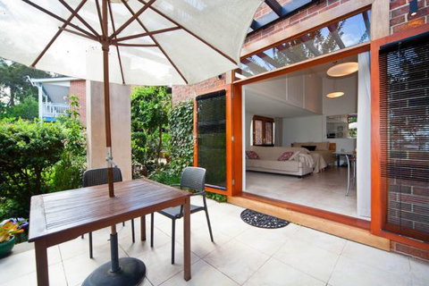 The Circle Retreat Studio - Tourism Cairns 0