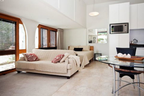 The Circle Retreat Studio - Tourism Cairns 2