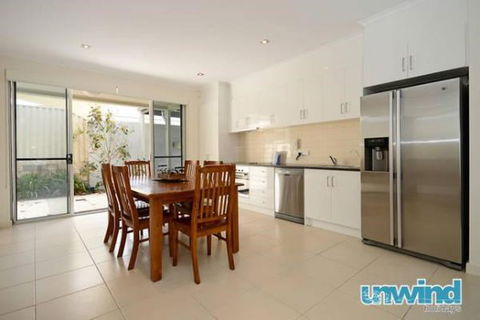 Unwind At 7 At 141 Apartments Victor Harbor - Tourism Cairns 1