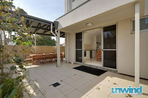 Unwind At 7 At 141 Apartments Victor Harbor - Tourism Cairns 3