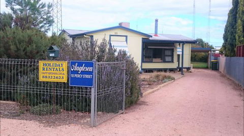 Anglesea - Tourism Cairns 0