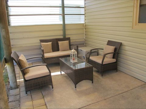 Fensom's Holiday Home - Tourism Cairns 8