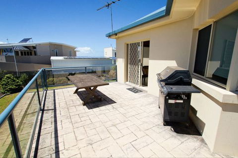 Fensom's Holiday Home - Tourism Cairns 33