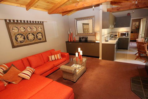 Mirkwood Forest Self-Contained Spa Cottages - Tourism Cairns 2