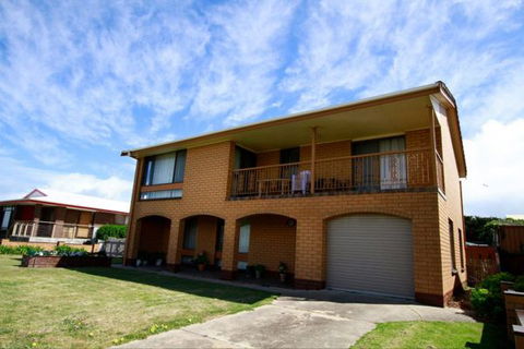 Fensom's Holiday Home - Tourism Cairns 22