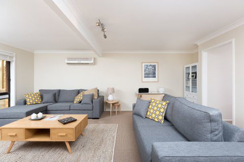 Casa Moana - Tourism Cairns 1