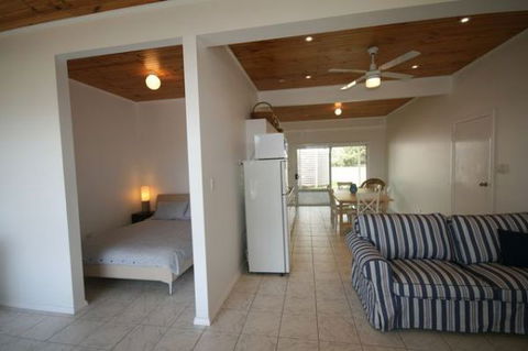 LJ Hooker Goolwa Holiday Rentals - 42 Underwood Avenue, Goolwa Beach - Tourism Cairns 7