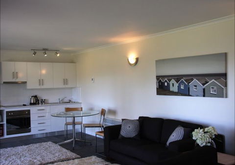 Darlington Beach House @ Spring Beach - Tourism Cairns 7