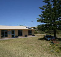 LJ Hooker Goolwa Holiday Rentals - 15 Eaton Avenue Goolwa Beach - Tourism Cairns