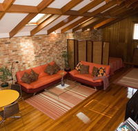 Bet's Bed and Breakfast Studio - Tourism Cairns