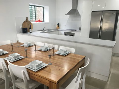 The Shore -Beachfront Accommodation - Tourism Cairns 2