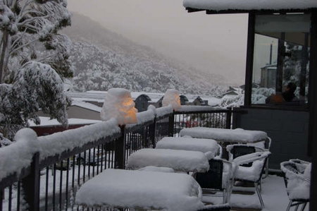 The Denman Hotel Thredbo - Tourism Cairns 3