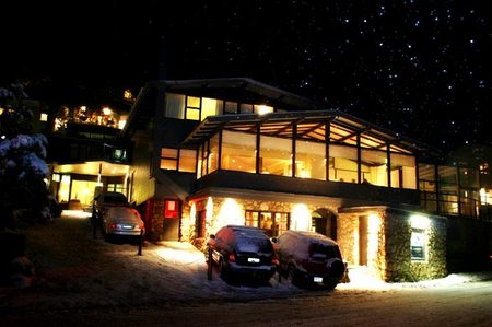 The Denman Hotel Thredbo - Tourism Cairns 4