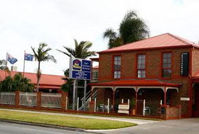 Best Western Early Australian Motor Inn - Tourism Cairns 3