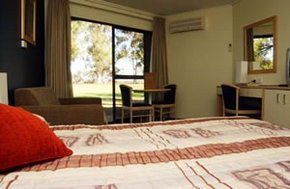 Mildura Golf Club Resort - Tourism Cairns 0
