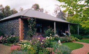 Rosewood Cottage - Tourism Cairns 0
