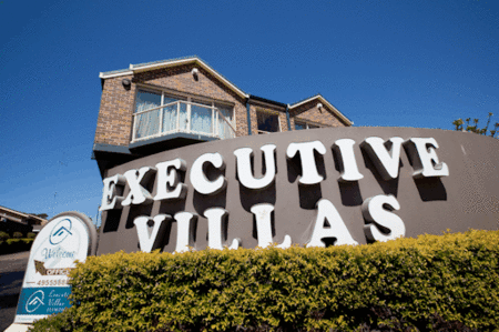 Jesmond Executive Villas - Tourism Cairns 0