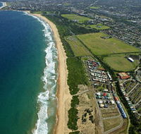 Wollongong Surf Leisure Resort - Tourism Cairns