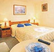 Cooks Endeavour Motor Inn - Tourism Cairns
