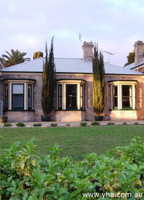 Lakeside Manor Yha - Tourism Cairns 1
