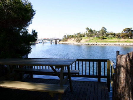 Lincoln Cove Villas - Tourism Cairns 2