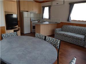 Victor Harbour Holiday & Cabin Park - Tourism Cairns 1