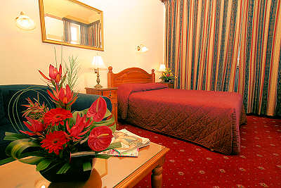 Quality Hotel Colonial Launceston - Tourism Cairns 0
