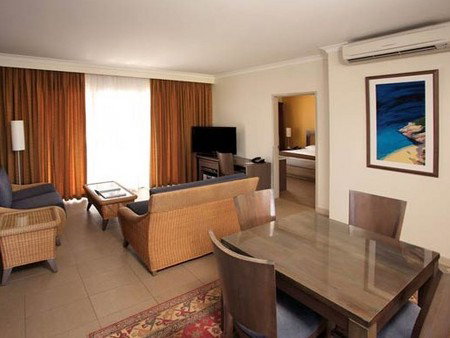 Mantra Geraldton - Tourism Cairns 2