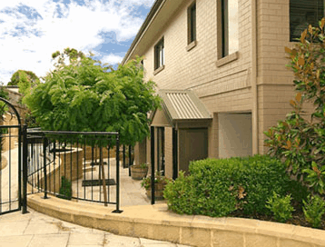 Star Apartments - Tourism Cairns 5