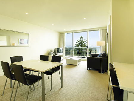 Oaks Liberty Towers - Tourism Cairns 4