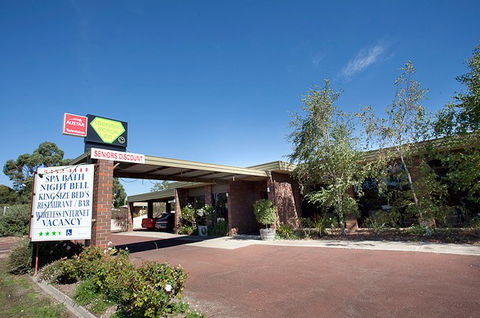 Statesman Motor Inn - Tourism Cairns 0