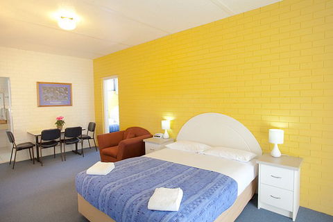 Statesman Motor Inn - Tourism Cairns 2