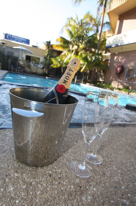 Peninsula Nelson Bay - Tourism Cairns 2