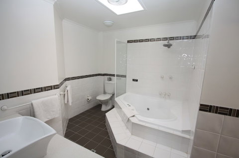 Peninsula Nelson Bay - Tourism Cairns 4