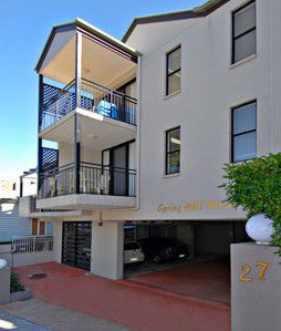 Spring Hill Mews - Tourism Cairns 0
