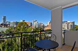 Spring Hill Mews - Tourism Cairns 3