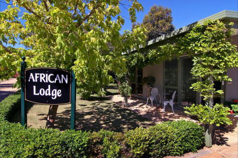 Weeroona Retreat B&B - Tourism Cairns 1
