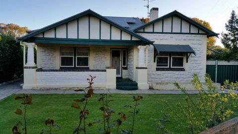 Barossavilla Guest House - Tourism Cairns 6