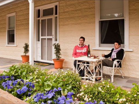 Brown's House Bed & Breakfast - Tourism Cairns 2