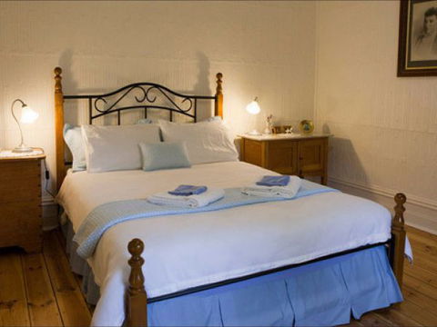 Brown's House Bed & Breakfast - Tourism Cairns 4