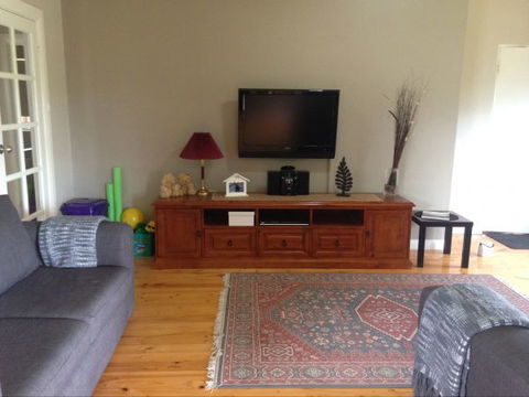 Clove Hitch Holiday House - Tourism Cairns 0